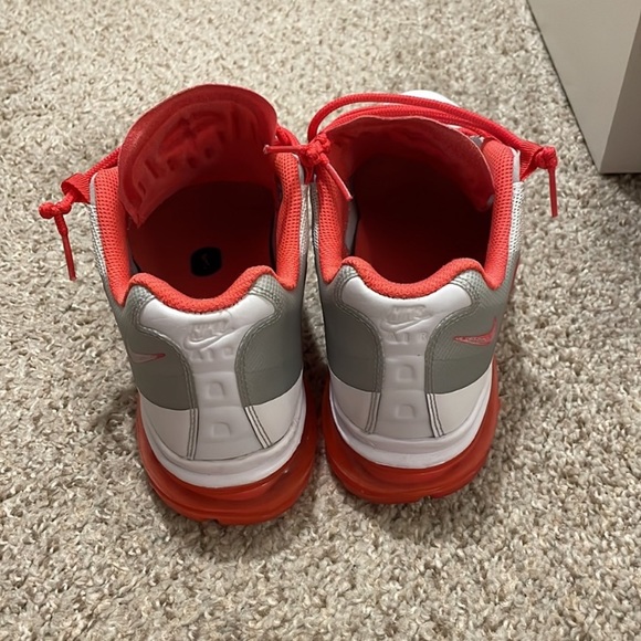 Nike Air Max - Picture 5 of 9